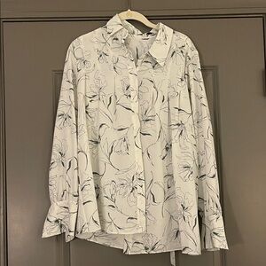 Moodie White Floral Women's Top